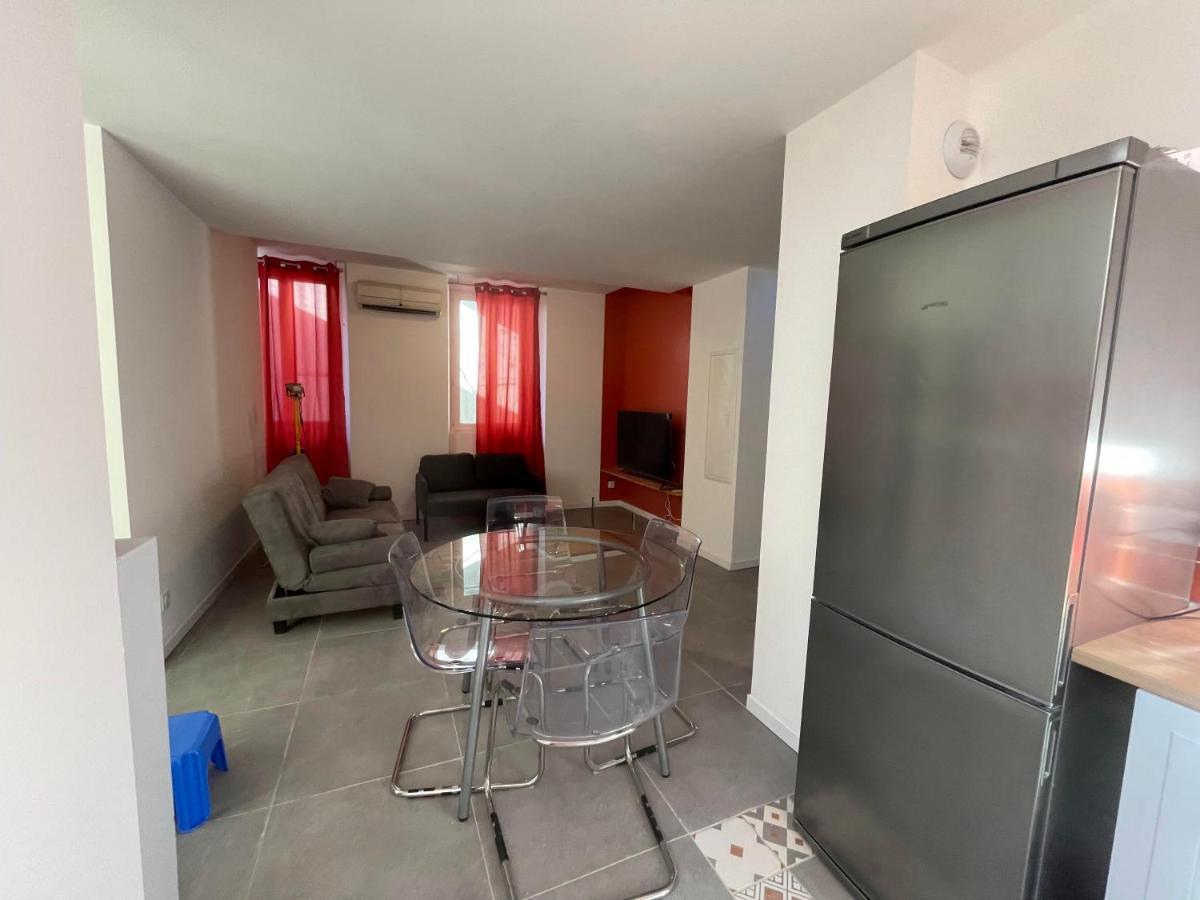 Escapade Dans Grand T2 De Charme Avec Terrasse - Proche Gare Et Centre Ville Lourdes Dış mekan fotoğraf